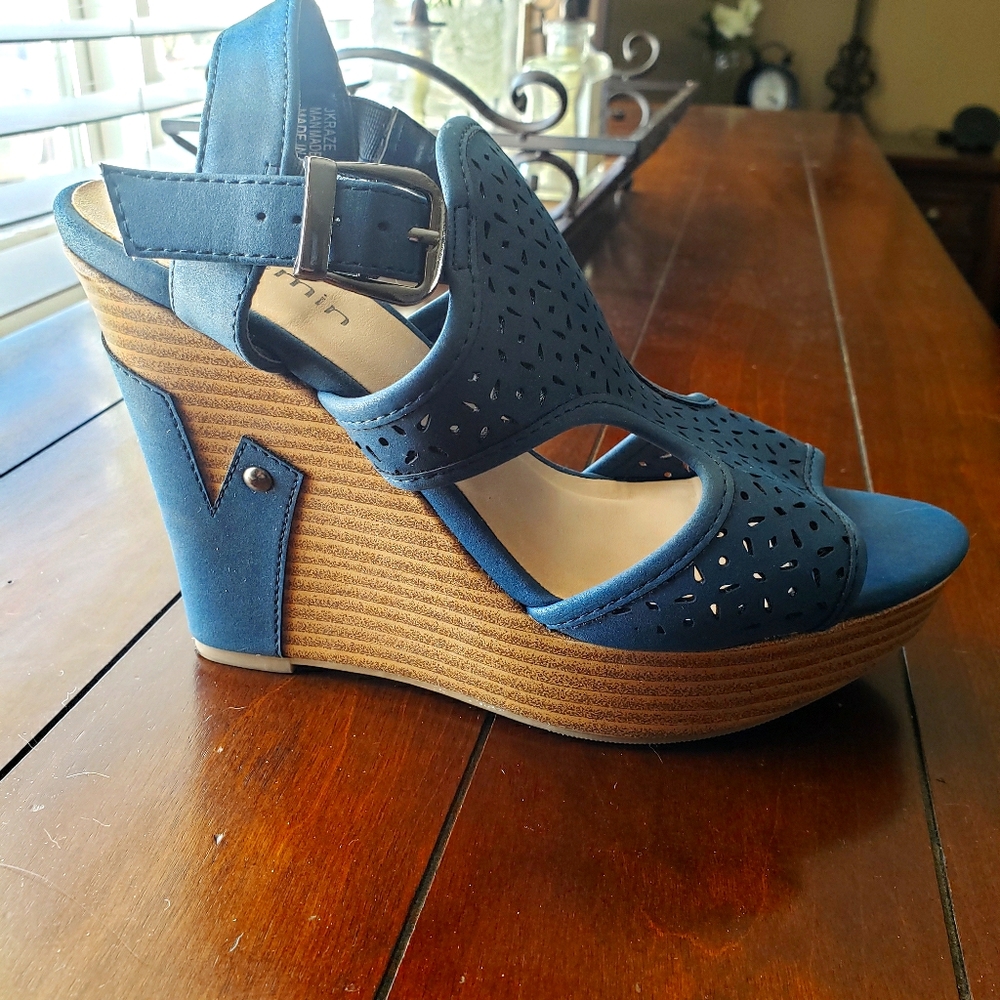 Navy blue wedges
